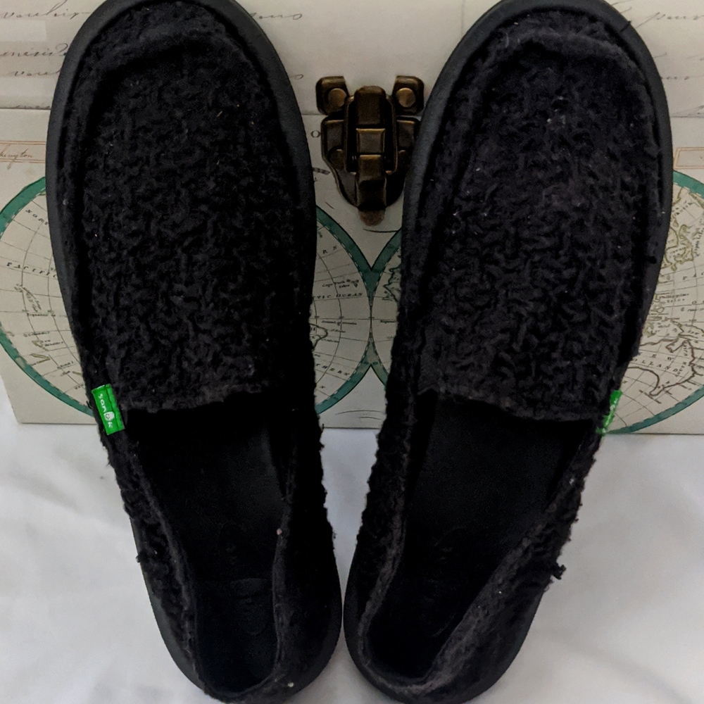 Sanuk Sandals